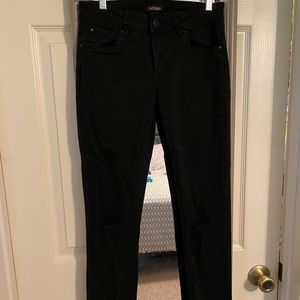 SOLD! Refugee Black distressed skinny jeans